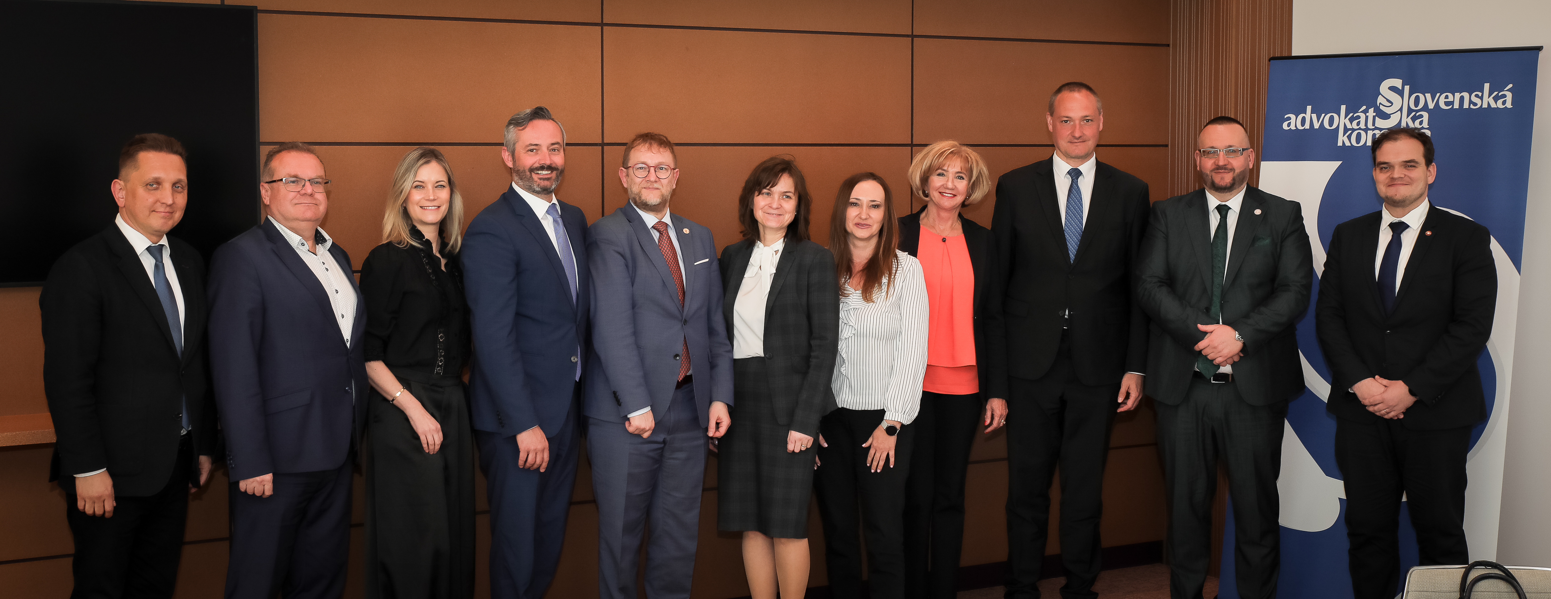 Z okrúhleho stola s rektorom UK a s dekankami a dekanmi právnických fakúlt
