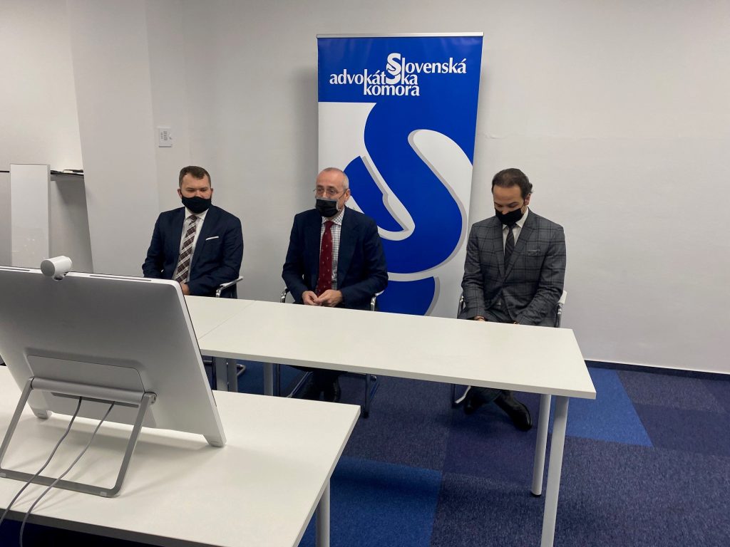 Príhovor predsedov a podpredsedu advokátom
